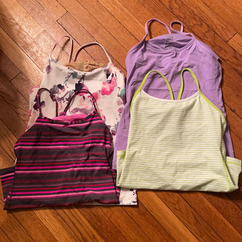 Lot of 4 size 8 power y lululemon tanks